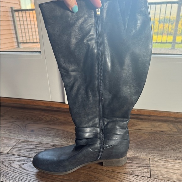 NWOT Journee Collection Navy riding boots - Picture 3 of 7